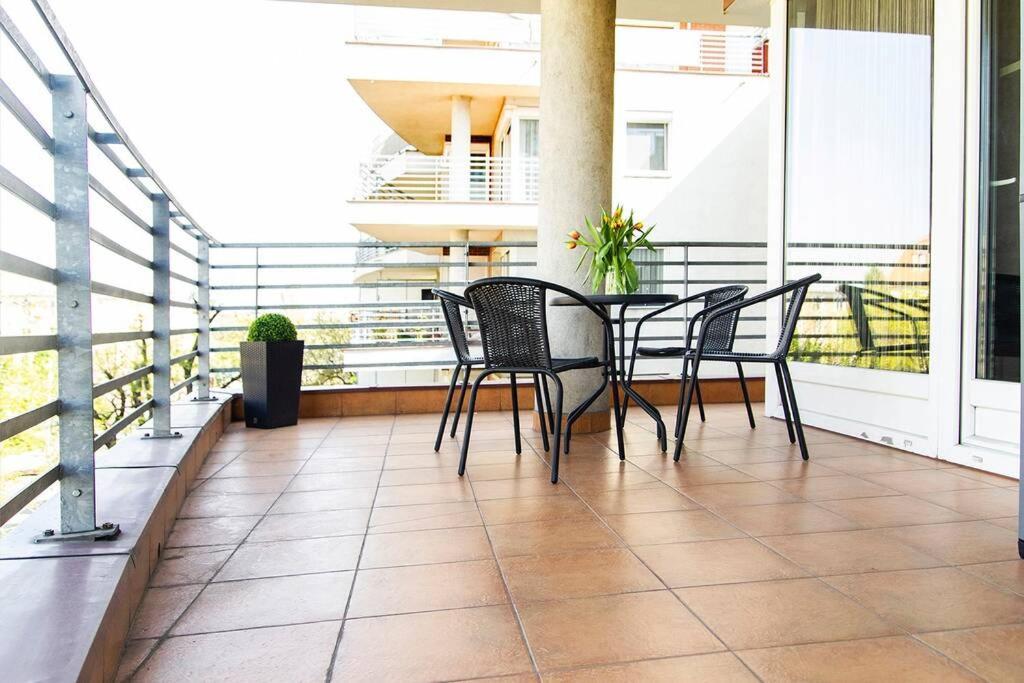 Vip Mini Resort,Private Parking & Balcony Budapeste Exterior foto